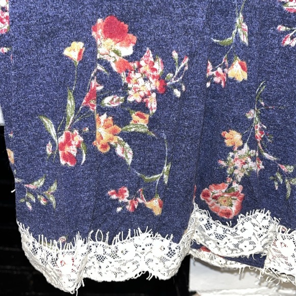 Tee - Picture 2 of 3